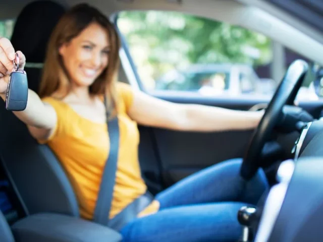 Cómo sacar el carnet de conducir por primera vez: trucos y consejos