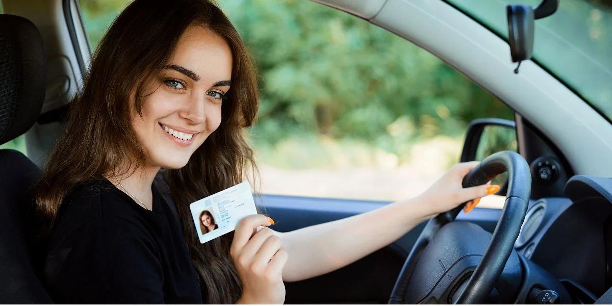 cuanto vale sacarse el carnet de coche